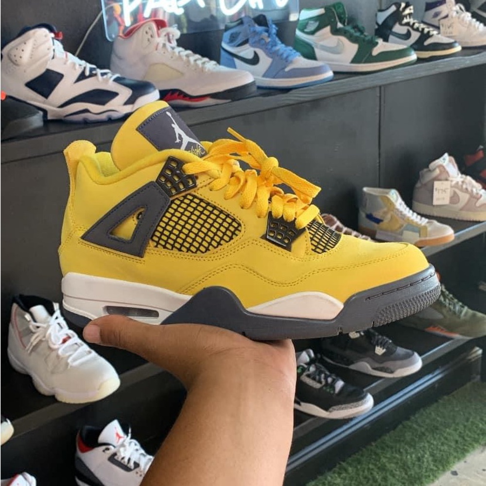 Air Jordan 4 Retro Yellow and Grey Sneakers